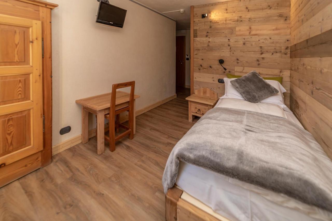 Hotel Stella Alpina Oulx Ngoại thất bức ảnh