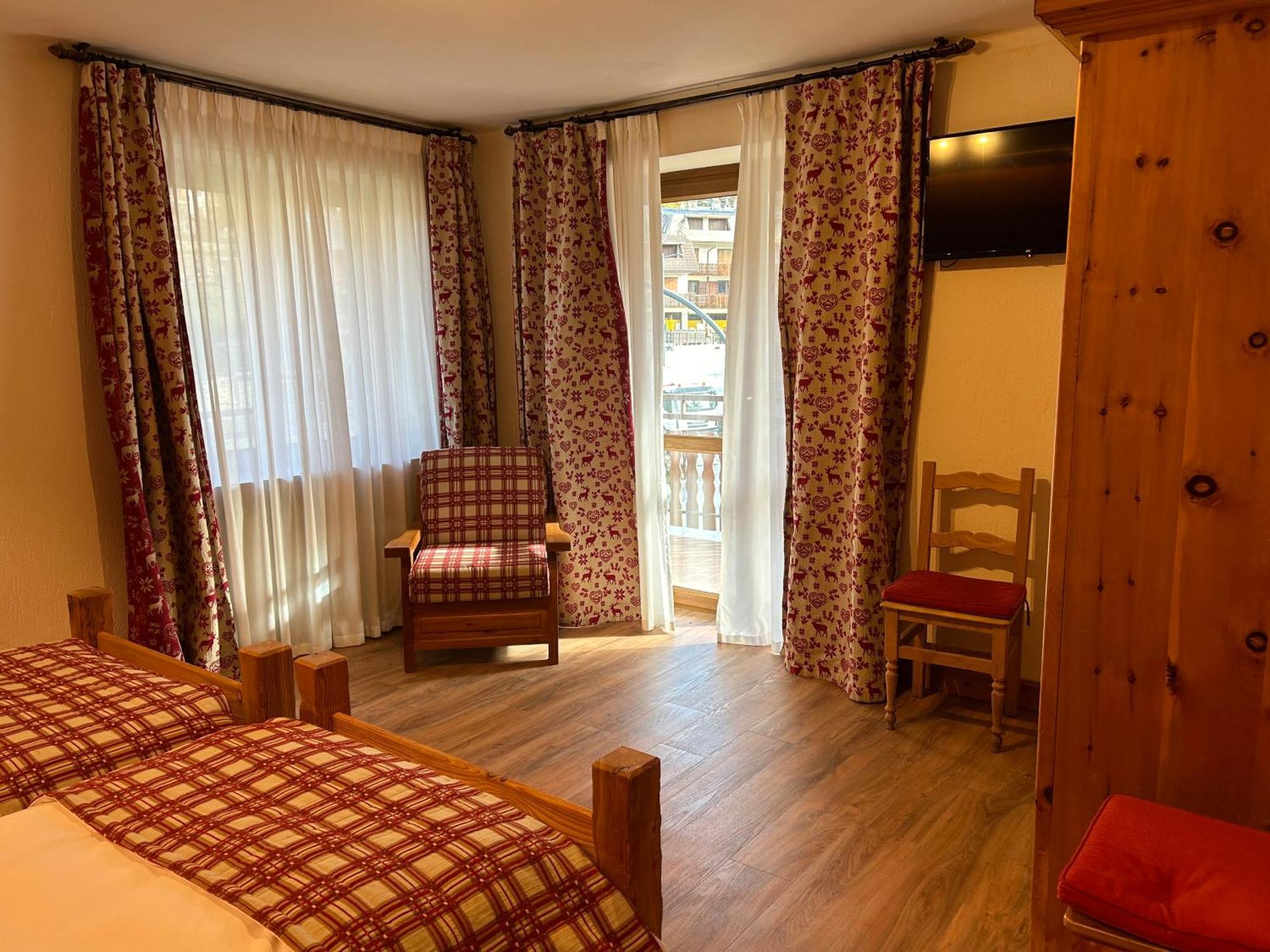 Hotel Stella Alpina Oulx Ngoại thất bức ảnh